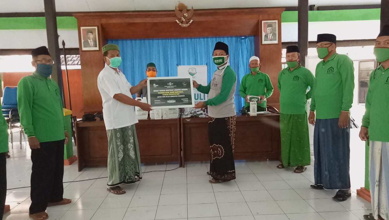 PCNU Kab. Pasuruan Turunkan Bantuan Tahap I Gerakan 50.000 Masker Melalui 19 MWCNU