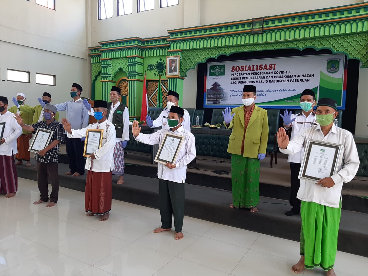 Jaga Tradisi & Identitas Masjid NU, LTM PCNU Kab. Pasuruan dan Bangil Siapkan 1700 Piagam