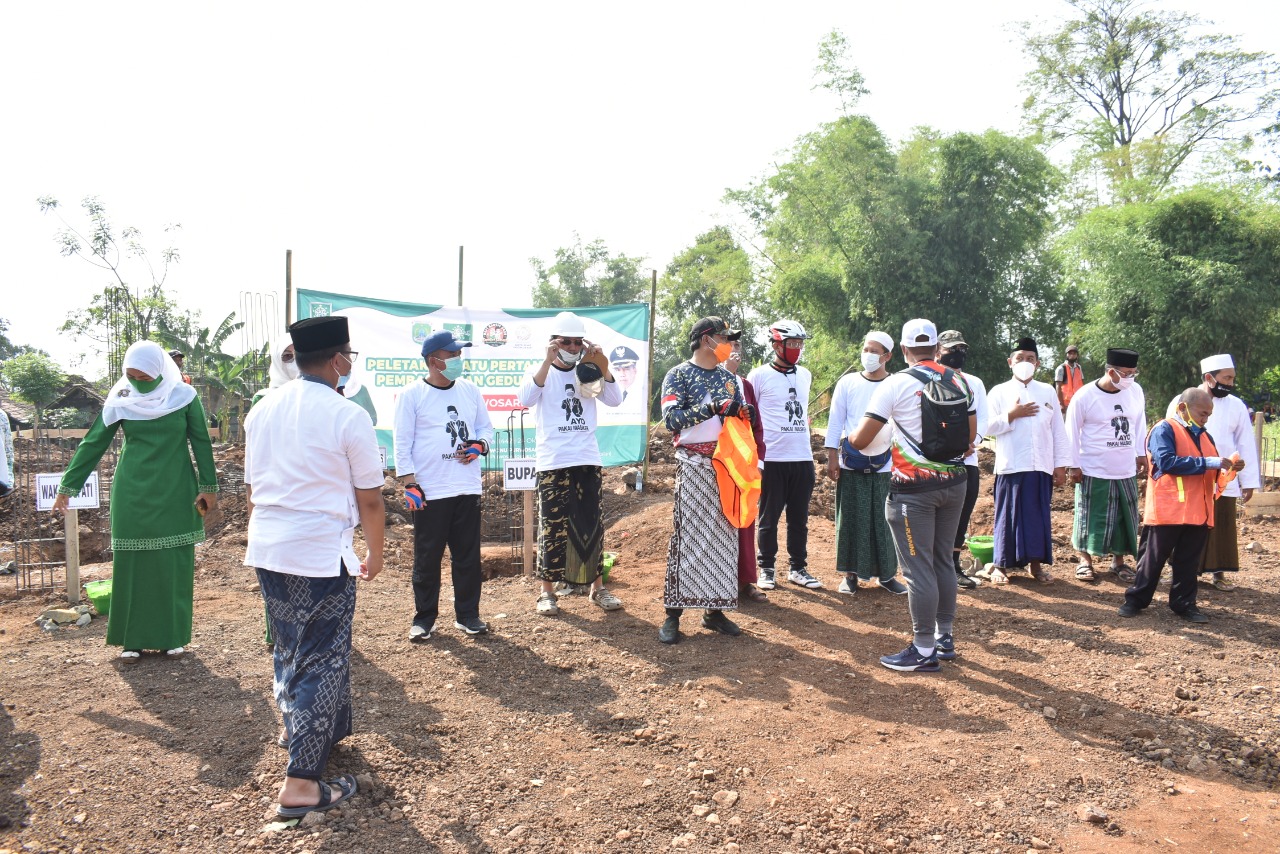 Peletakan Batu Pertama Kantor MWC NU Purwosari di Hadiri Gus Bupati Pasuruan