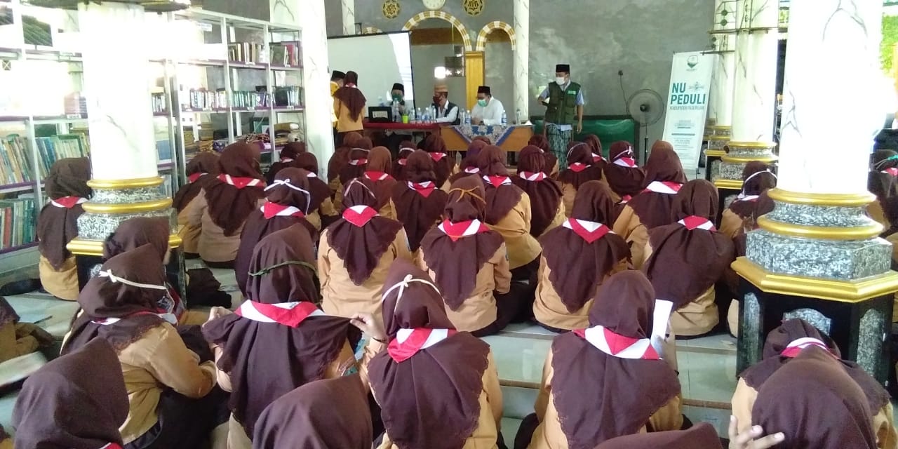 Tingkatkan Disiplin Protokol Kesehatan, Satgas NU Pasuruan Lakukan Sosialisasi Di Pesantren