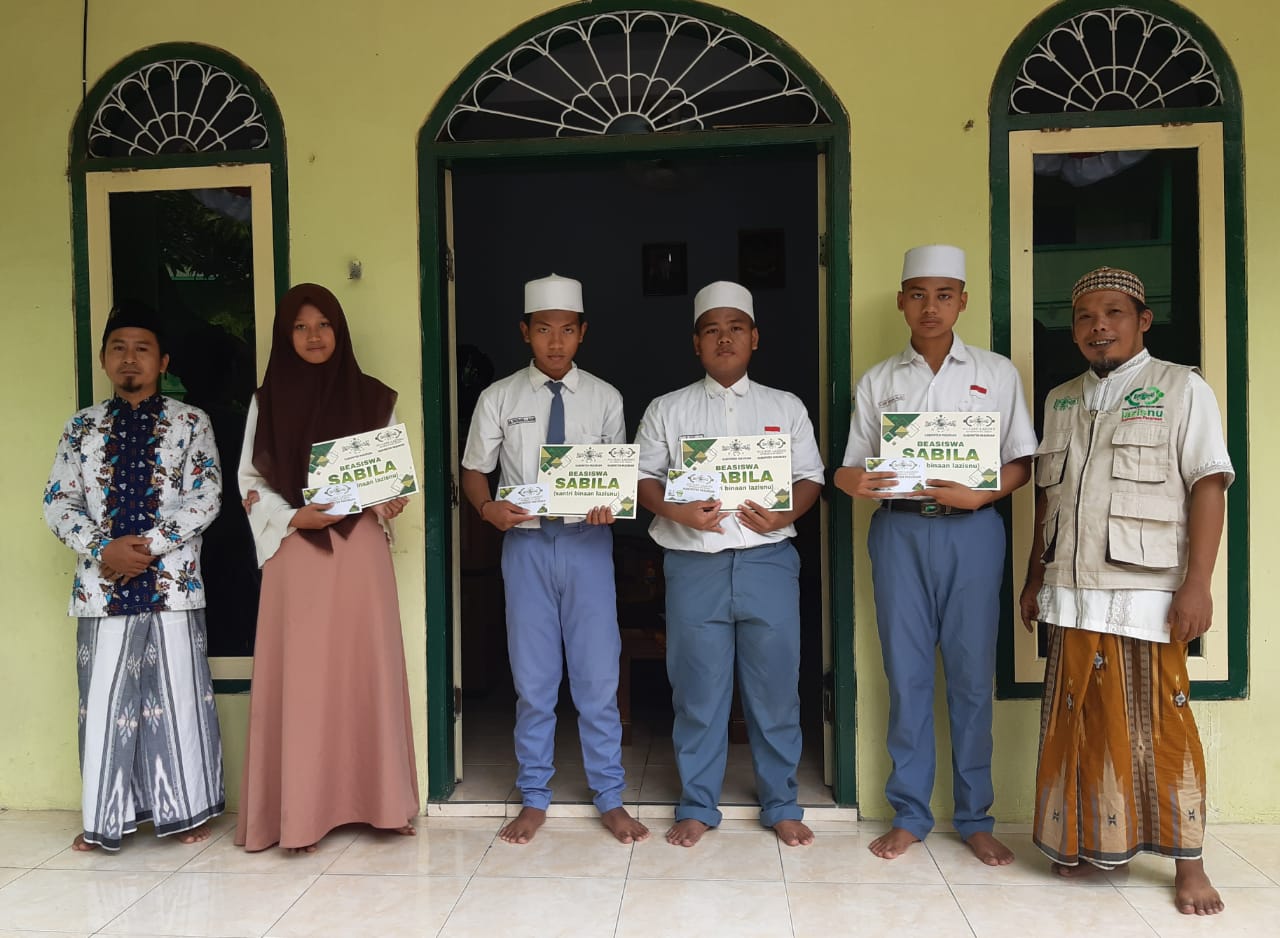 Peduli Pendidikan Santri Dhuafa Berprestasi, Lazisnu Kab. Pasuruan Punya Beasiswa Sabila