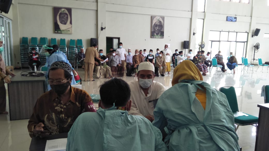 Ketika Kegiatan Vaksinasi Tahap Kedua dilaksanalan di PCNU Kab. Pasuruan