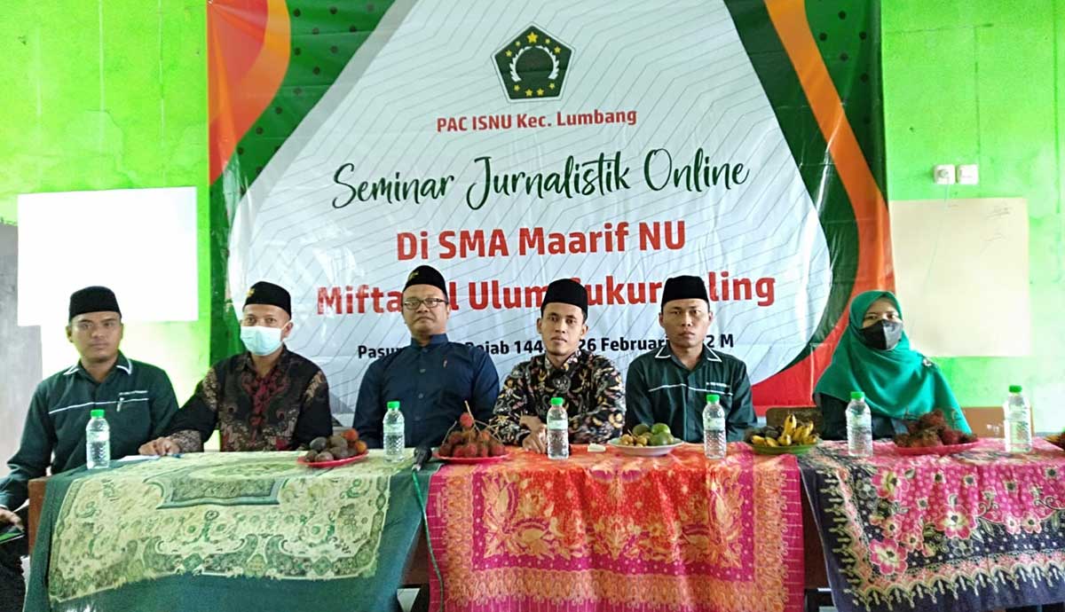 Puluhan Pelajar NU Lumbang Ikuti Seminar Jurnalisme Digital