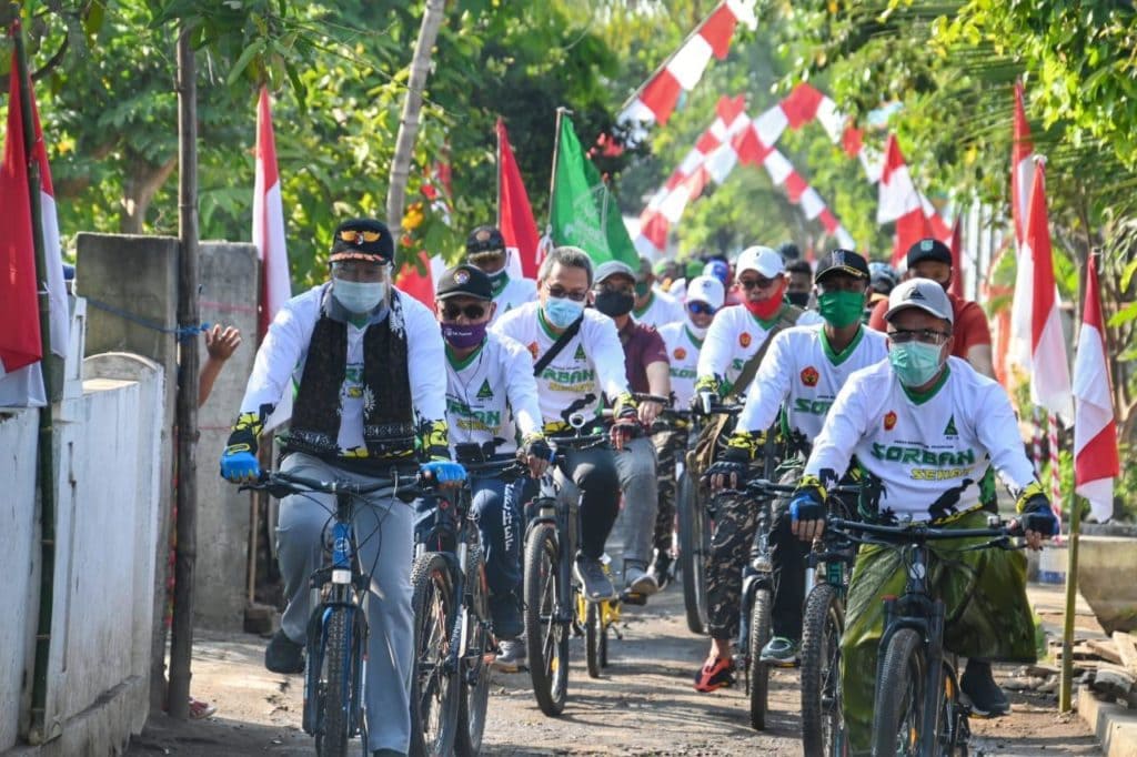 Komunitas Jagongan 1926 Gowes Bareng ke Stadion Delta Sidoarjo