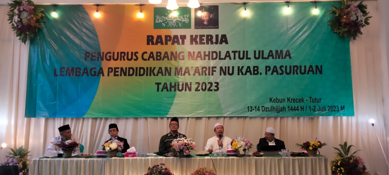 Di Rakercab Maarif, ISNU Pasuruan Bedah dan Bagikan 100 Buku Ajaran Aswaja