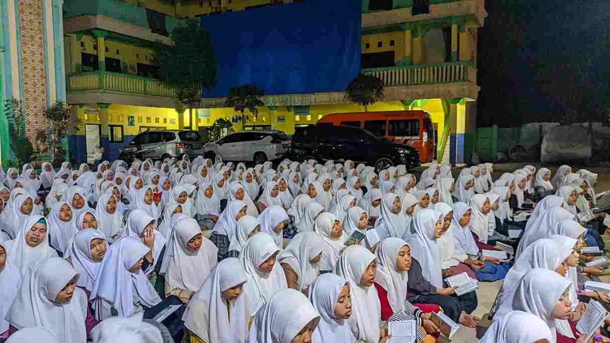Pendak Kiai Halim, Pesantren Roudlotun Nursalim Tabarukan Dzikir Pesantren Al Falah Ploso