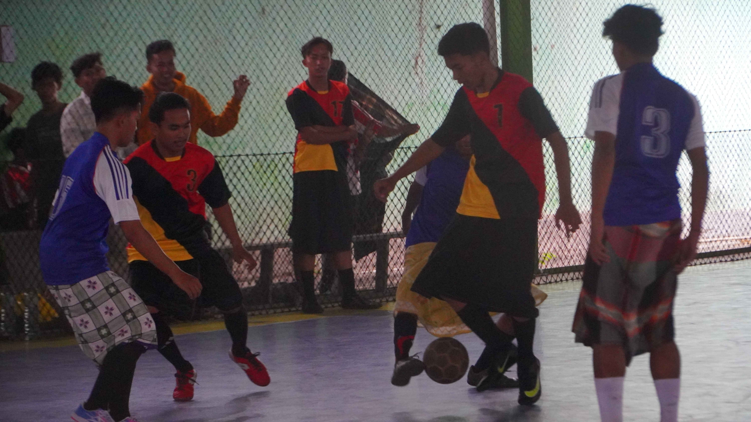 Gali Potensi, IPNU Pasuruan Gelar Futsal Sarungan