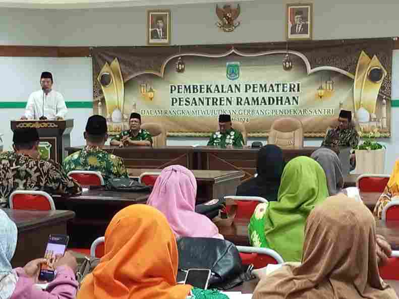Puluhan Pemateri Pesantren Ramadhan di Sekolah Dibekali Materi oleh NU Pasuruan