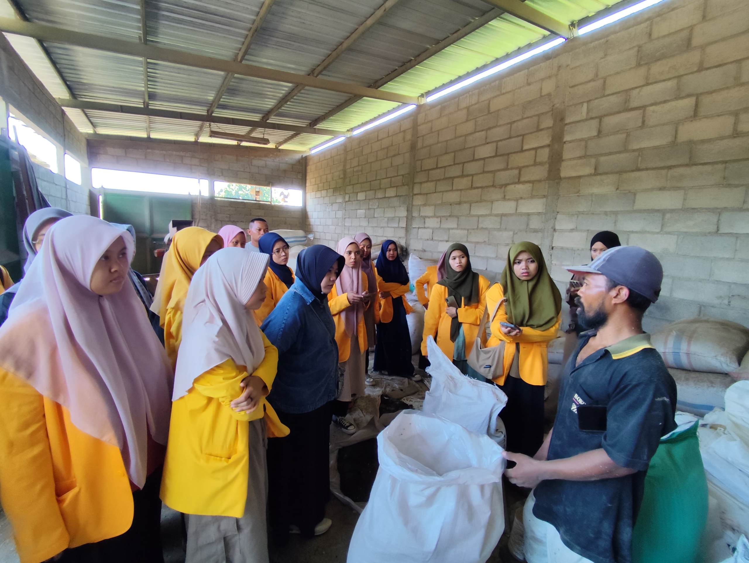 Eksplor Wisata, Cara Mahasiswa UNU STAI Salahuddin Pasuruaan Wujudkan Desa Ekonomi Kreatif