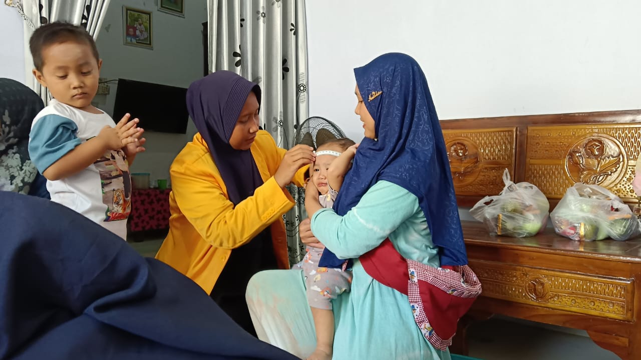 Melaui Posyandu, Mahasiswa UNU STAI Salahudin Pasuruan Bantu Tingkatkan Pelayanan Kesehatan Desa