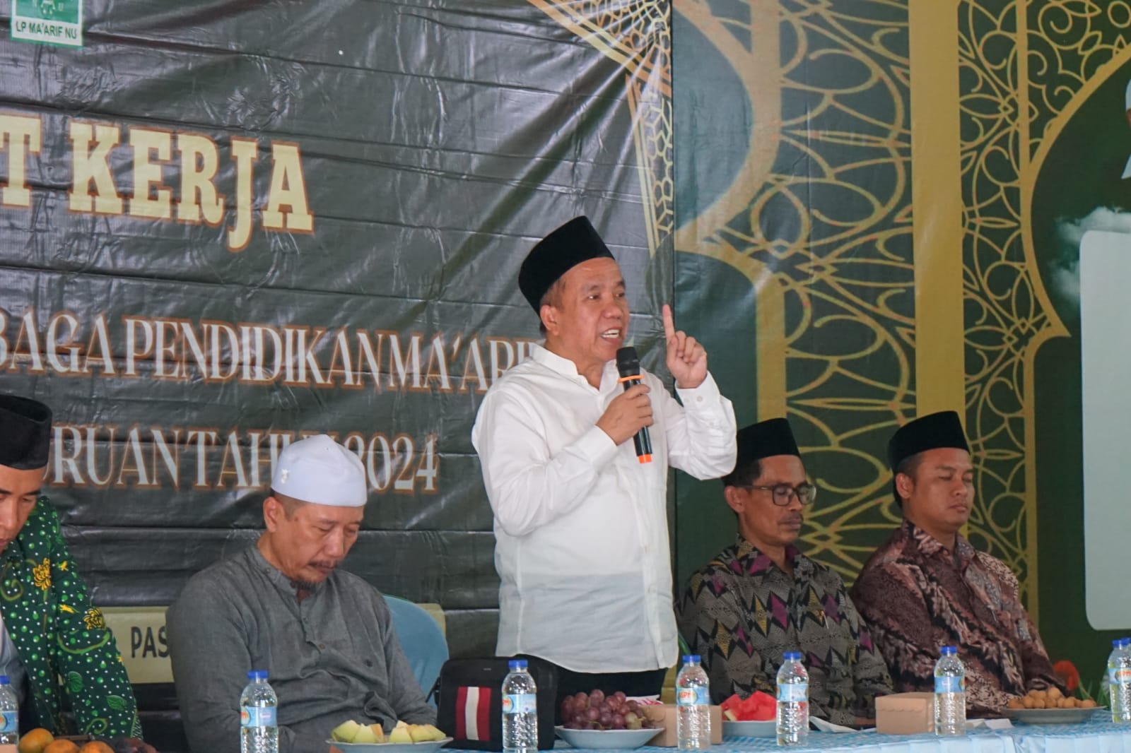 Gus Mujib Minta Ma’arif NU Pasuruan Tingkatkan SDM di Pesantren