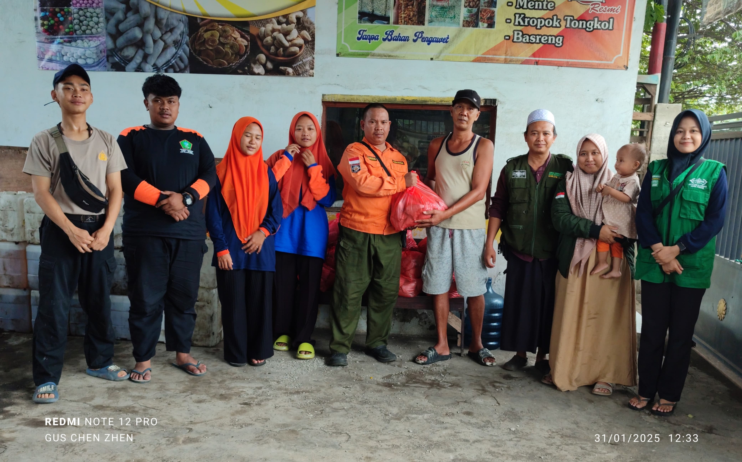 NU Peduli Pasuruan Distribusikan Ribuan Nasi Bungkus Kepada Warga Terdampak Banjir