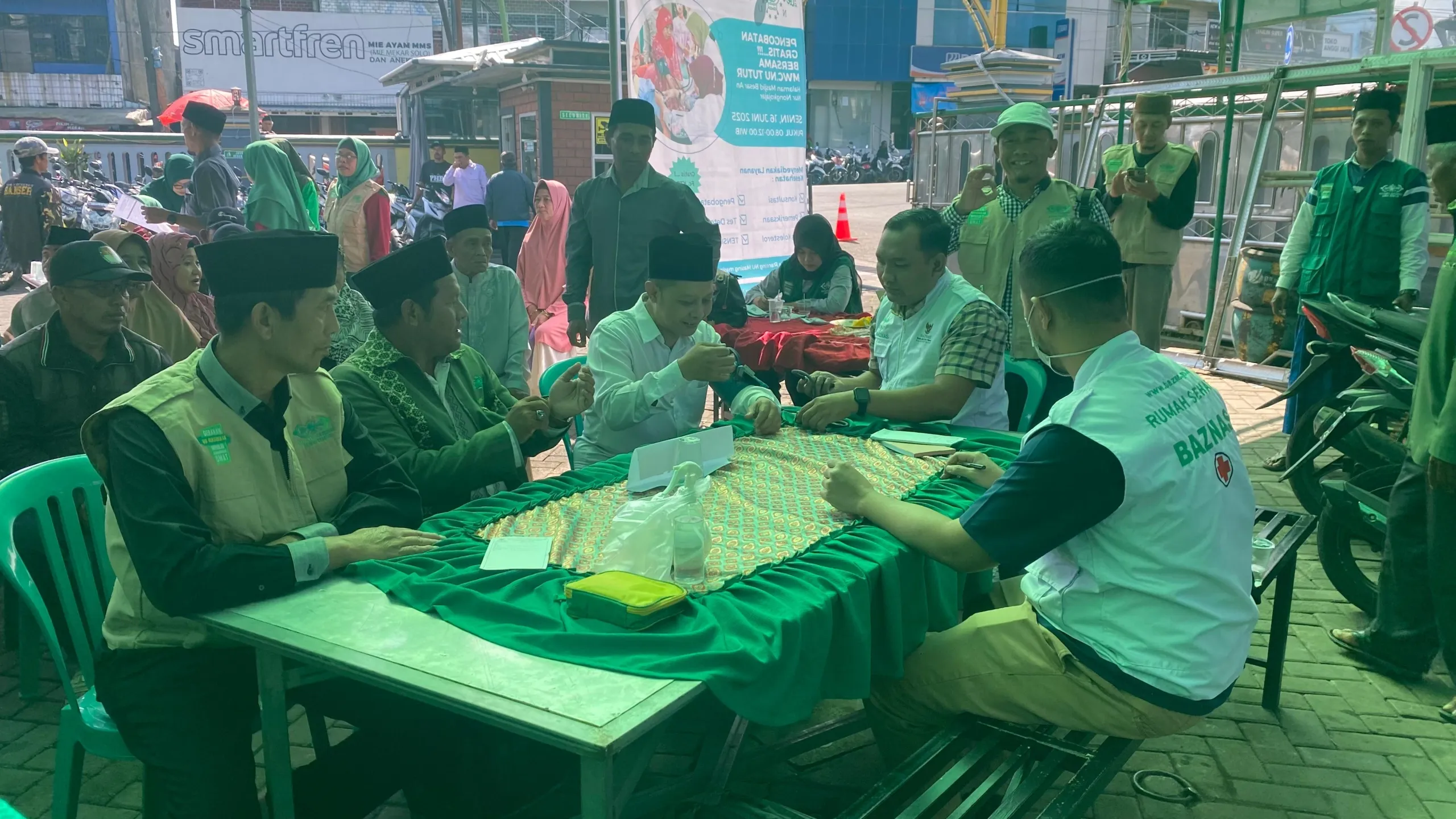 LAZISNU Pasuruan Gelar Pengobatan Gratis di Nongkojajar