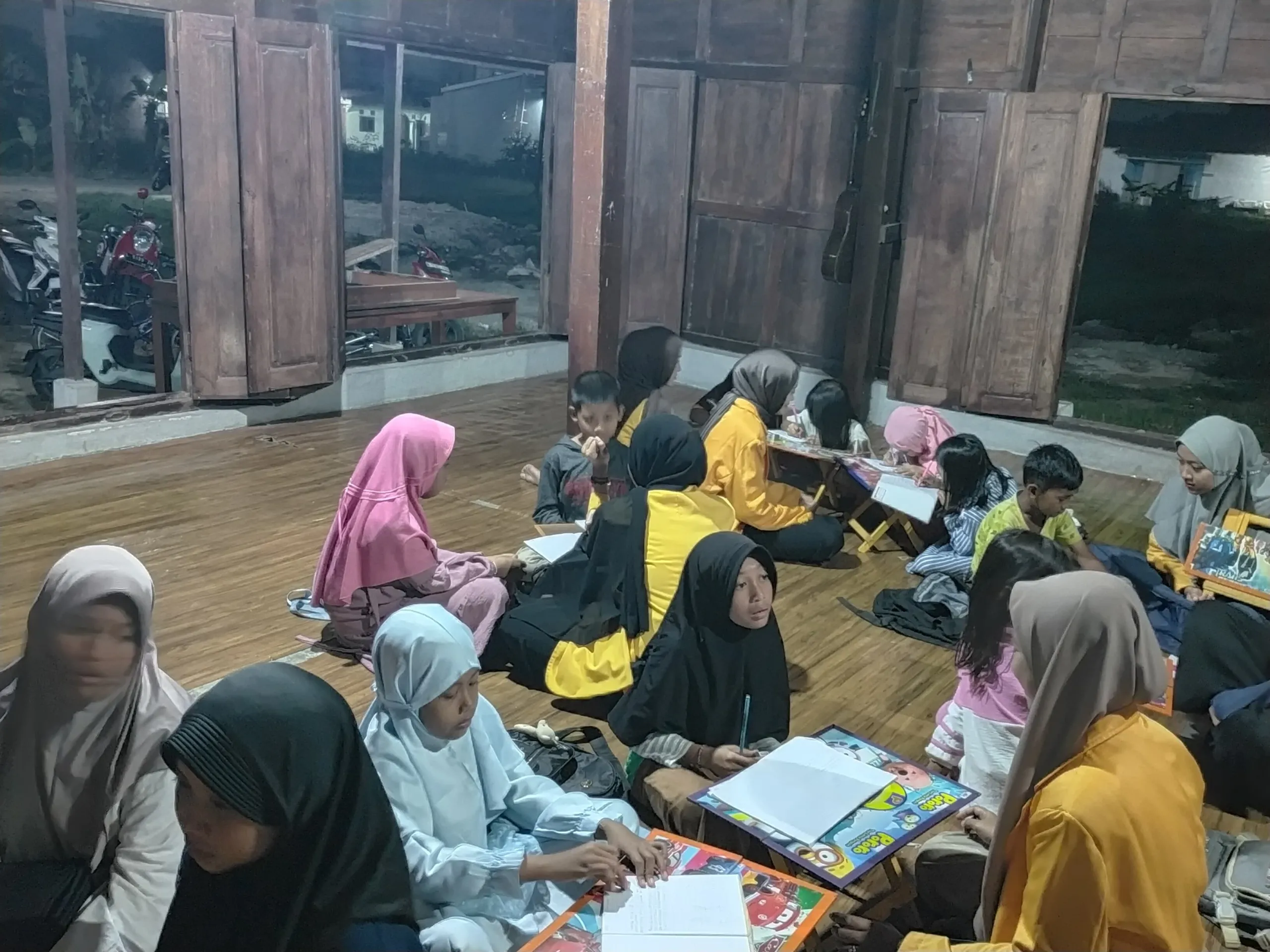 Perkuat Akses Pendidikan, Mahasiswa UNU  STAI Salahuddin Pasuruan Gelar Bimbel Gratis