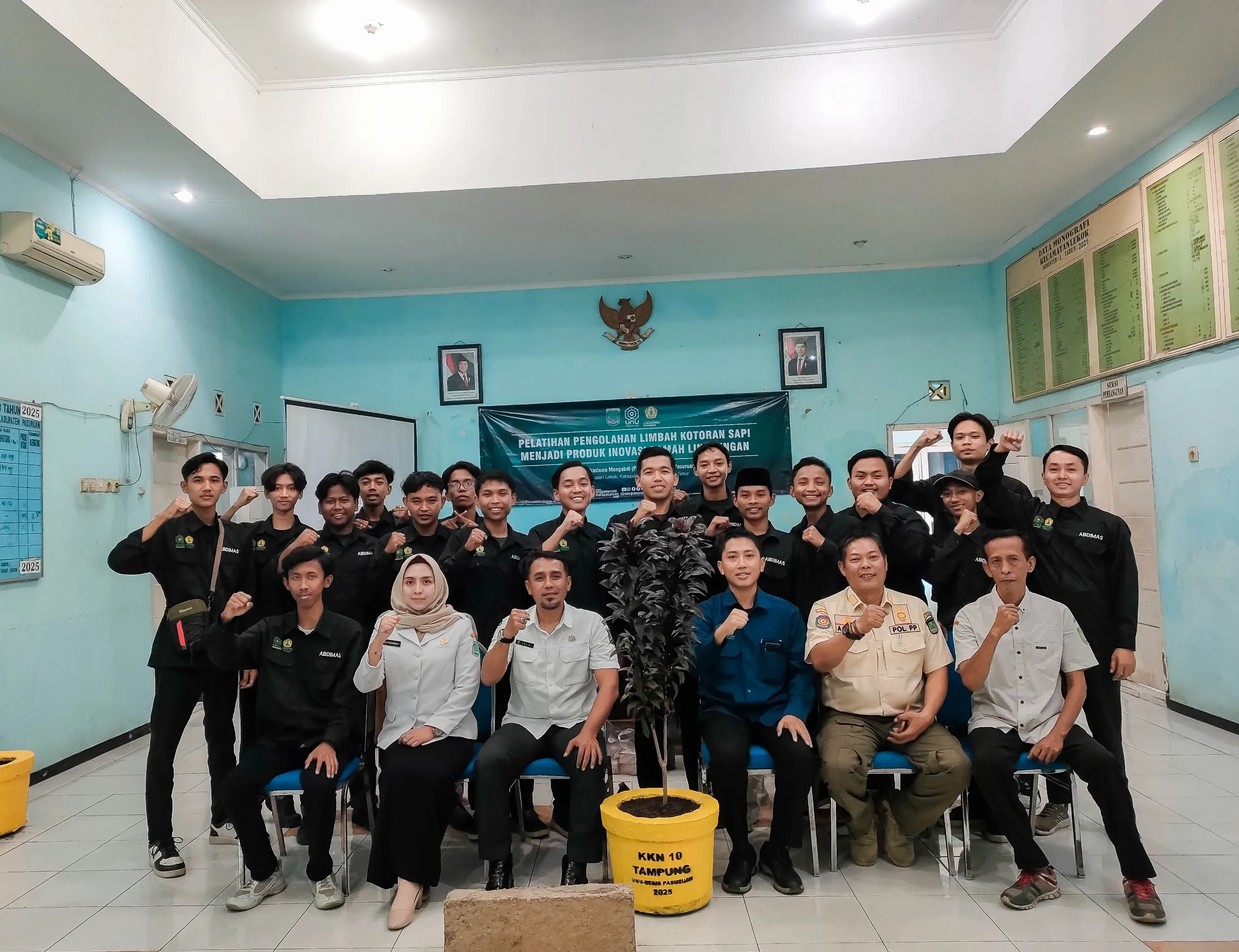 Mahasiswa UNU STAIS Pasuruan Kelola 1,2 Ton Limbah Sapi Jadi Pot Bunga dan Batu Paras
