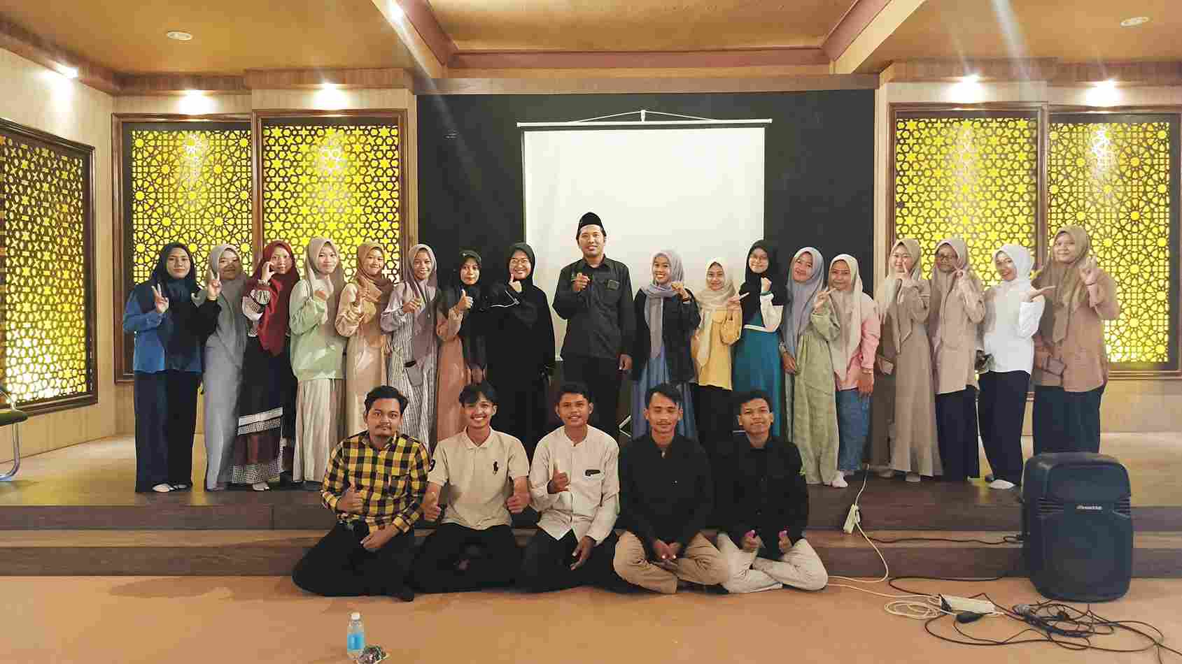 Inspirasi PLASTIK, Tingkatkan Kepercayaan Diri Mahasiswa PAI UNU Pasuruan dalam Menulis Sekaligus Dakwah