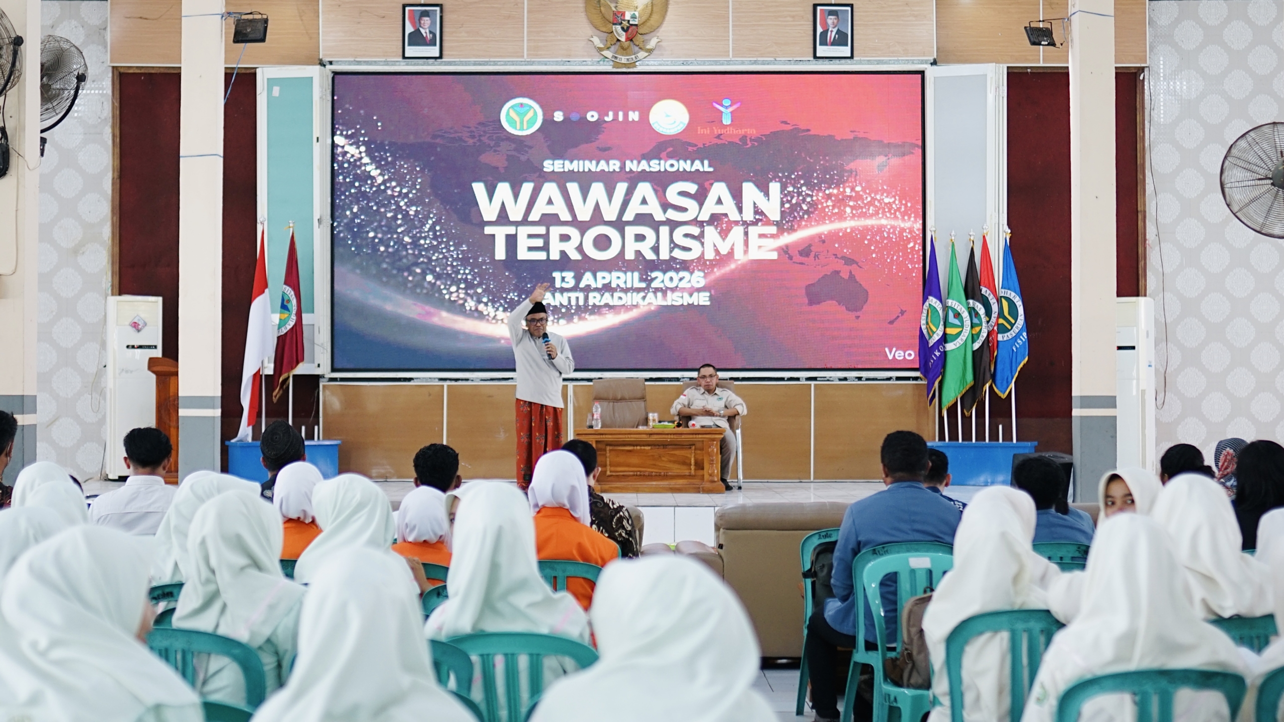 Gus Islah Bahrowi Kupas Ancaman Terorisme Internasional di Universitas Yudharta
