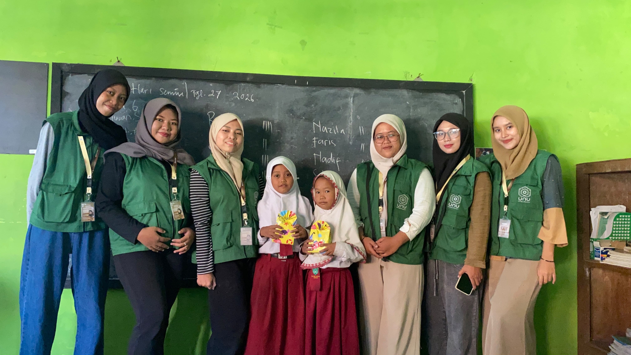 Mahasiswa UNU Pasuruan Ajak Siswa SD Al Maksum Balunganyar Kuasai Penjumlahan Bersusun