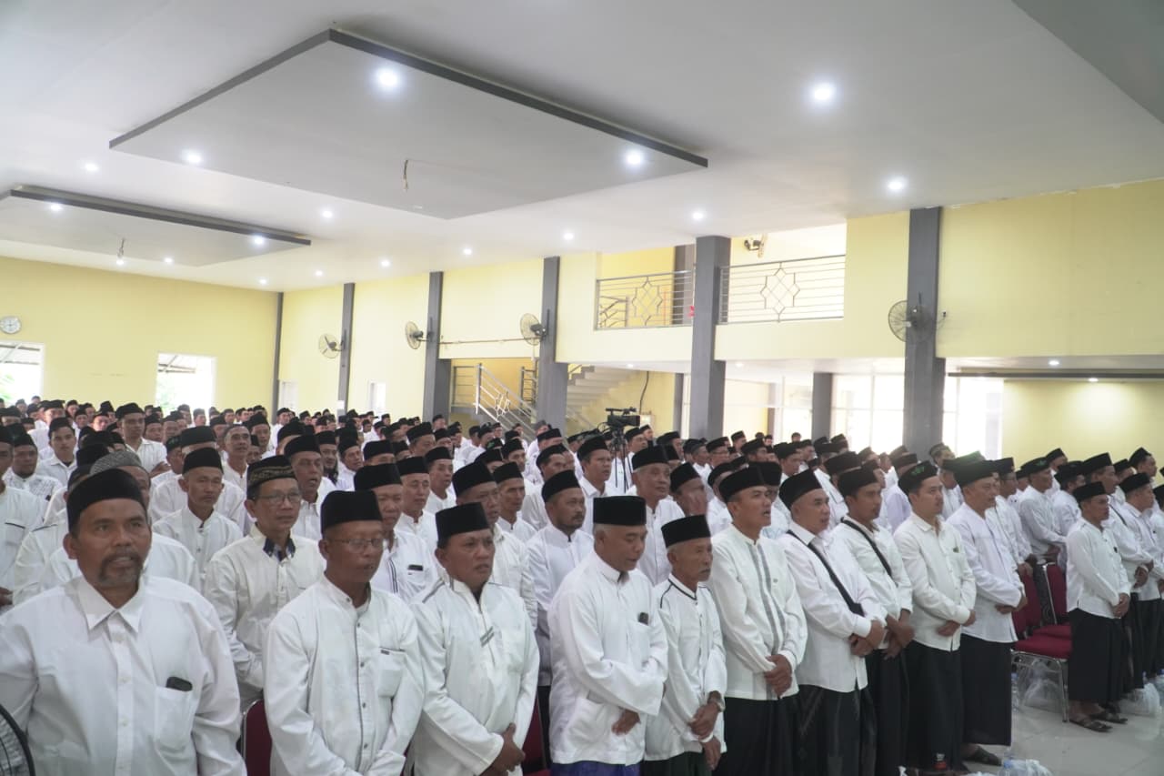 Lantik 408 Pengurus Ranting NU, PCNU Pasuruan Tekankan Literasi dan Loyalitas Berorganisasi
