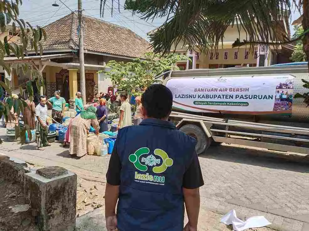 Komitmen Kemanusiaan: LAZISNU Pasuruan Konsisten Kawal Krisis Air Bersih Warga Lumbang
